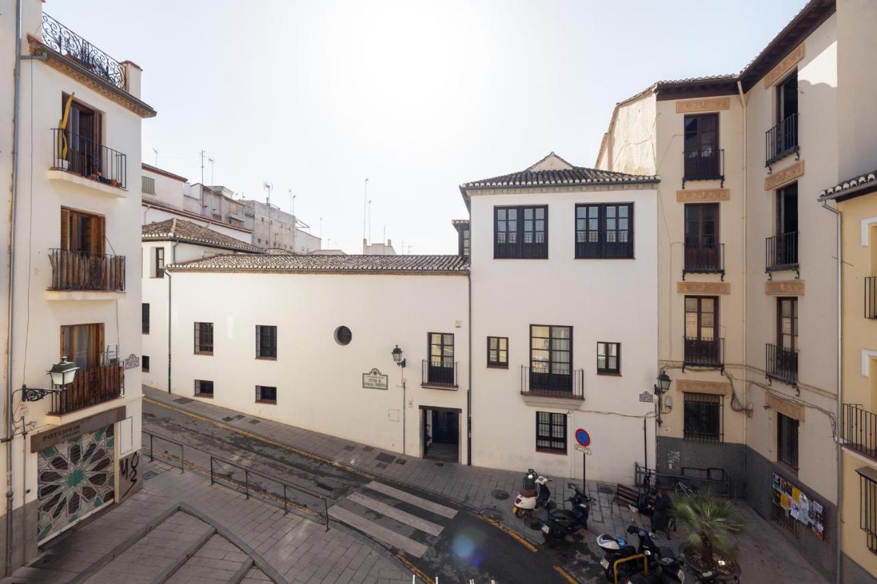 Apartamentos Realejo - Diseno, Confort Y Encanto En El Centro Historico De Granada Buitenkant foto